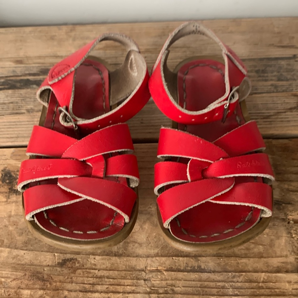 Red kids Saltwater sandals
